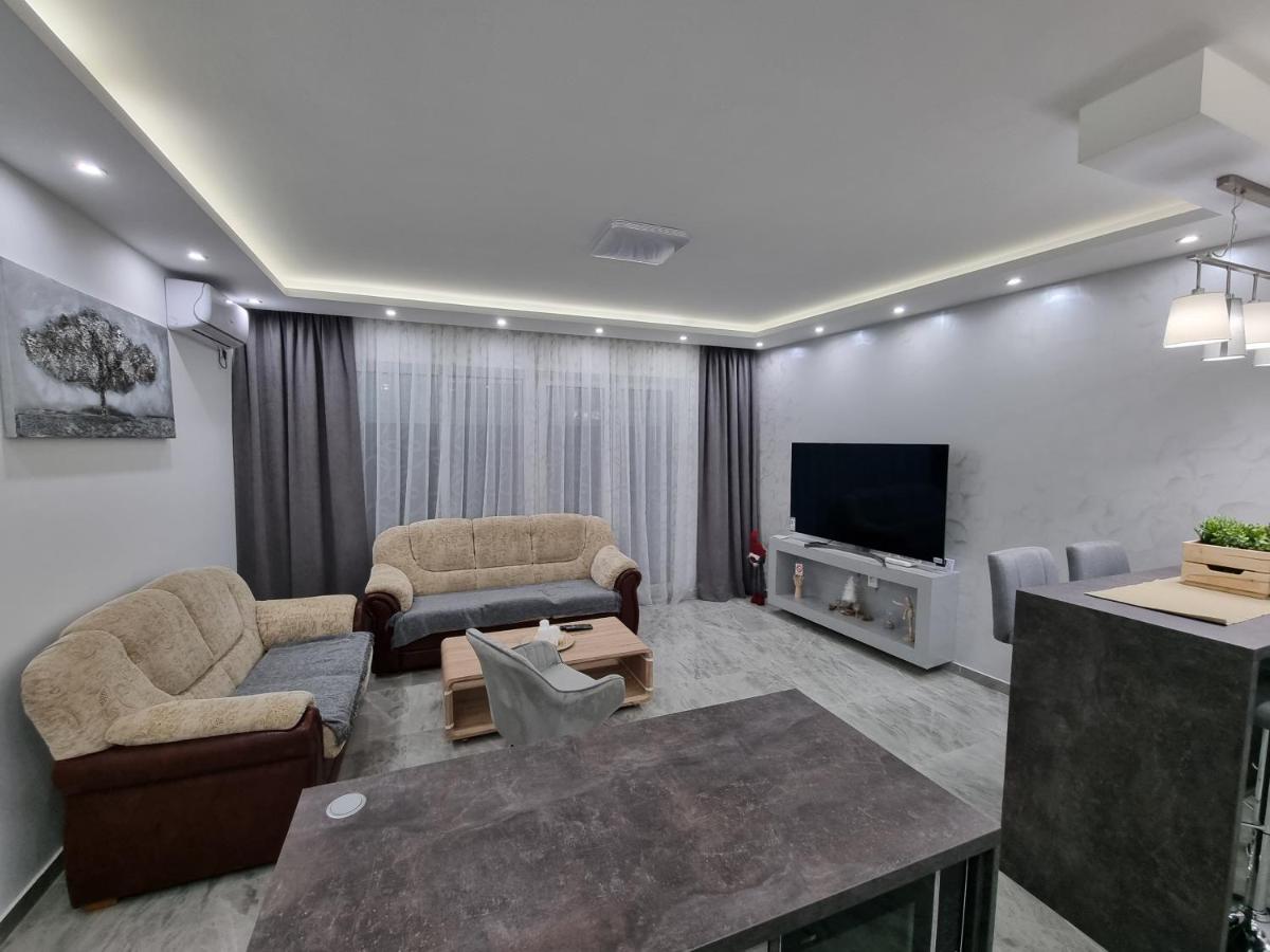 306 Apartment